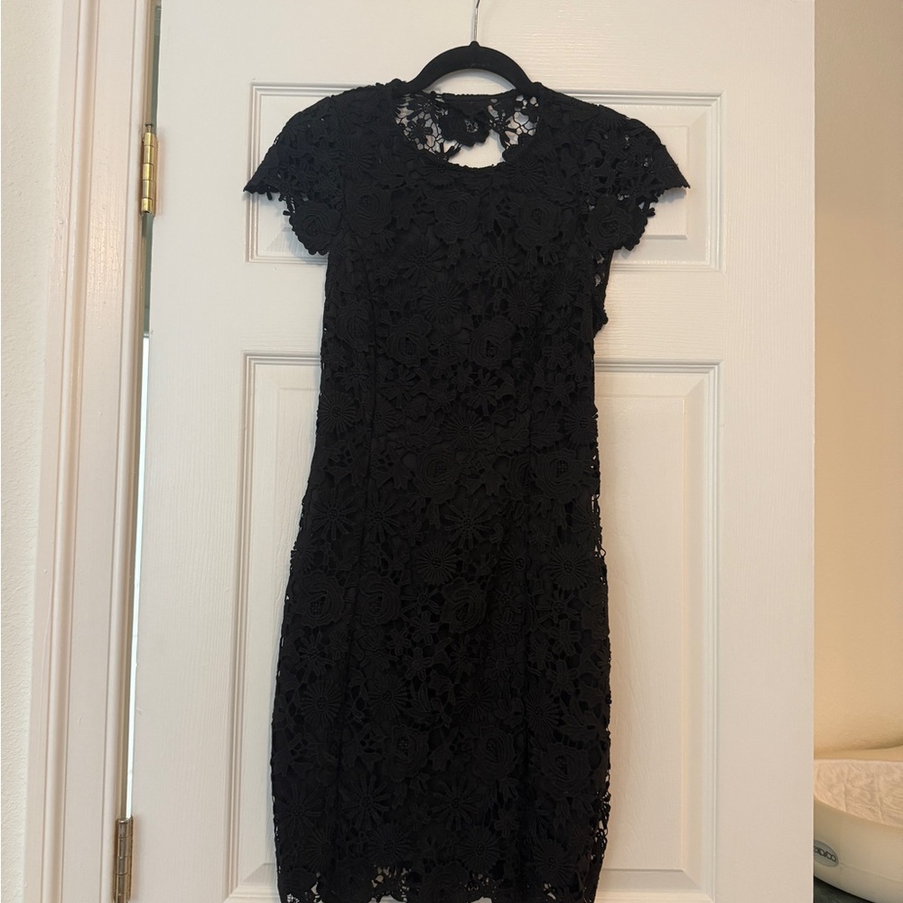 Lulu's backless dress size M - Picture 3 of 9